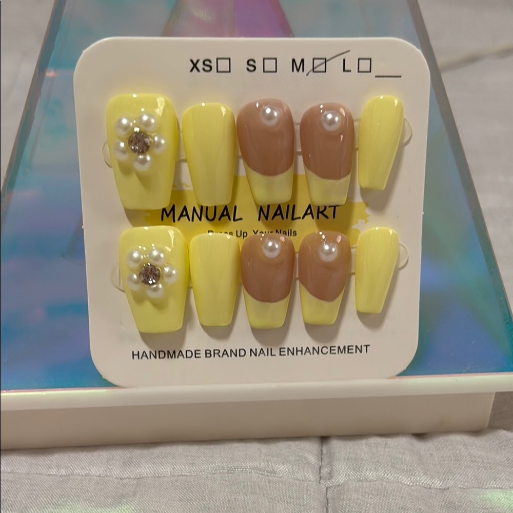 Yellow and Brown Nail Art Set